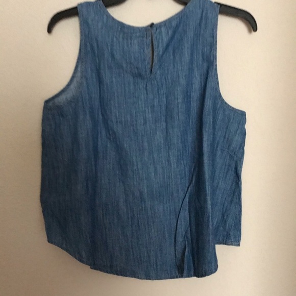Universal Thread Tops - Universal Thread Medium Denim Chambray Swing Tank